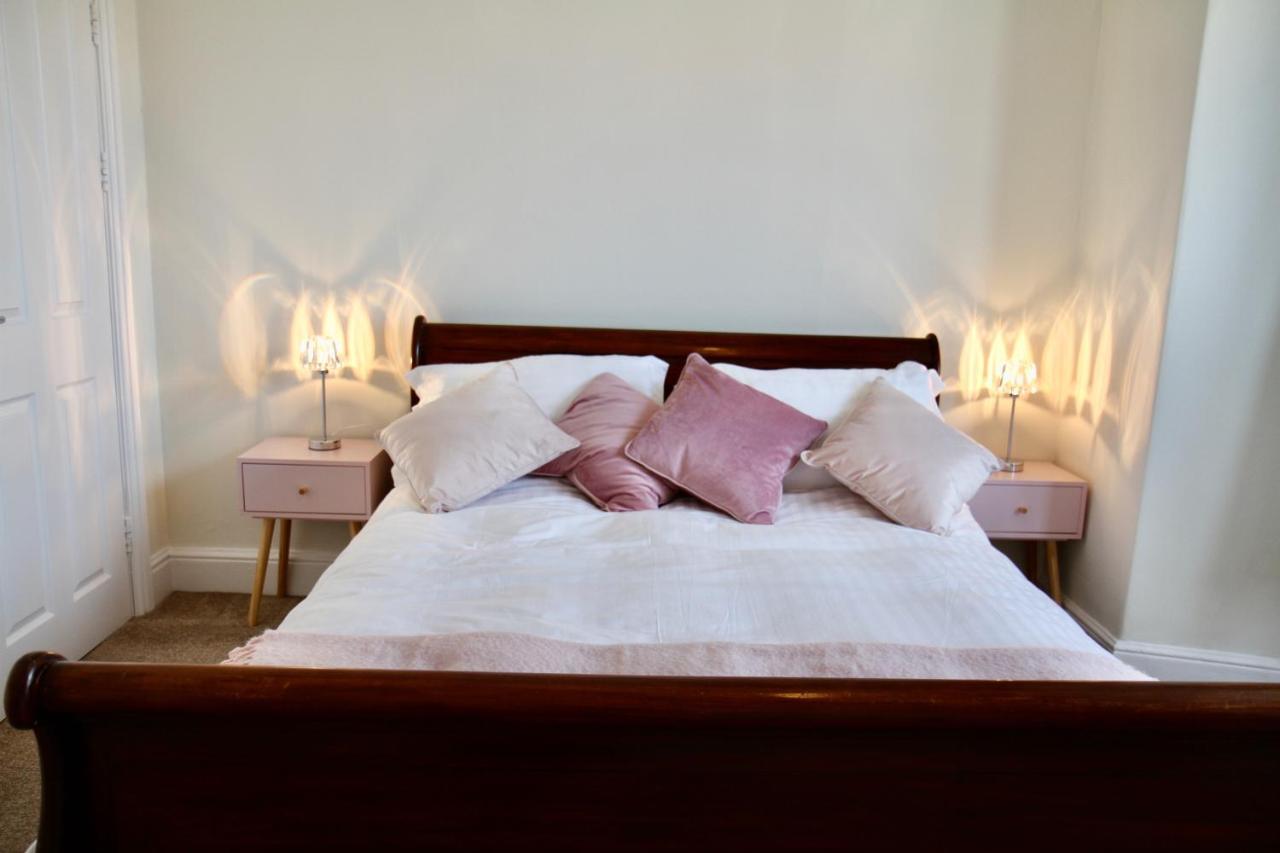 Mostyn Villa Free Private Parking 兰迪德诺 外观 照片